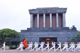 Lăng Chủ tịch Hồ Chí Minh.