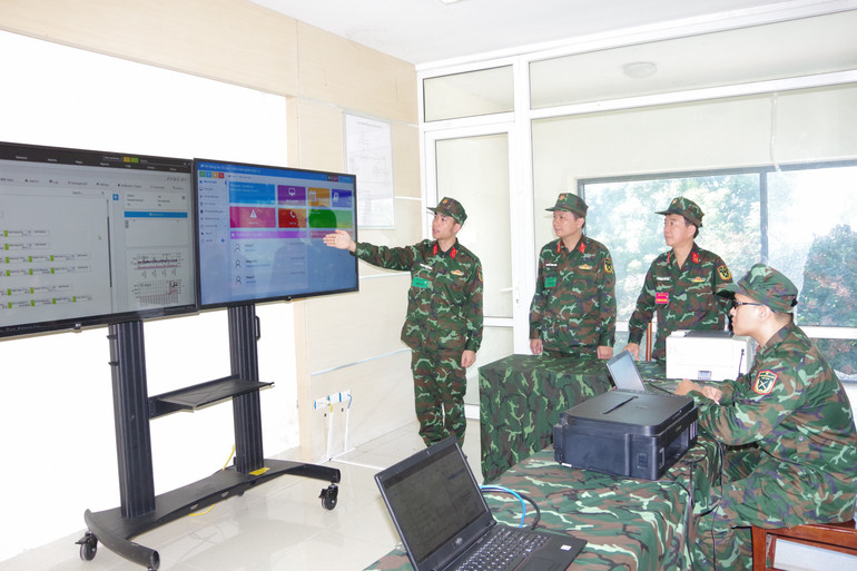 Kiểm tra công tác bảo đảm công nghệ thông tin phục vụ diễn tập ĐK-23. qd-23-2.jpg