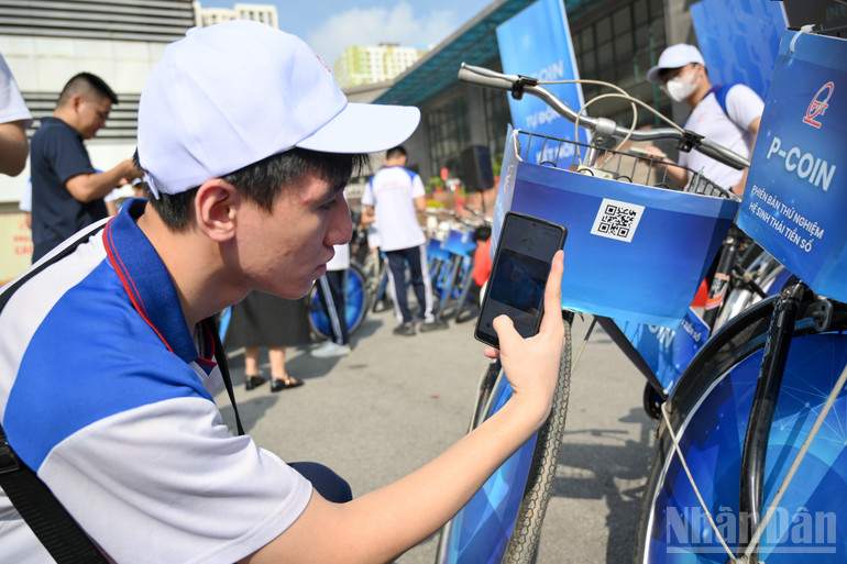 ndo_br_p-coin-hv-buu-chinh-vien-thong-9151.jpg