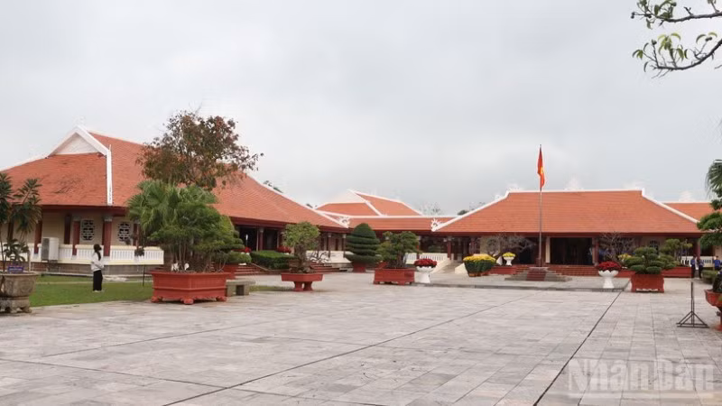 Khu lưu niệm Thủ tướng Phạm Văn Đồng tại xã Mộ Đức, tỉnh Quảng Ngãi.