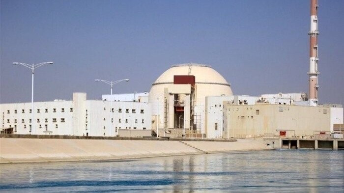 Quang cảnh bên ngoài nhà máy điện hạt nhân Bushehr ở tỉnh Bushehr, Iran. (Ảnh: IRNA/TTXVN)