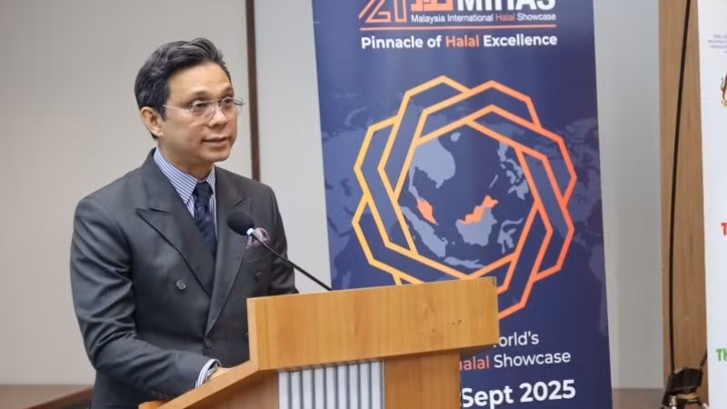 Ông Firdauz Othman, Tổng Lãnh sự Malaysia tại Thành phố Hồ Chí Minh phát biểu tại hội thảo.