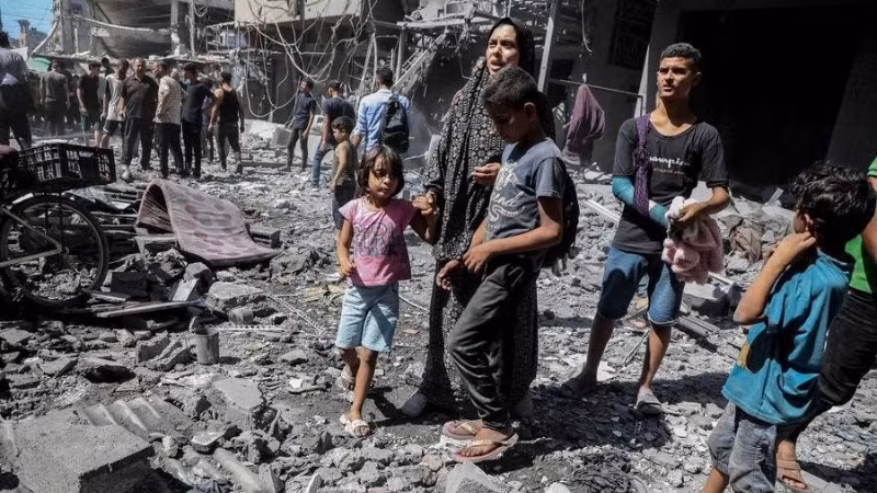 Các cuộc tấn công gây thiệt hại nghiêm trọng tại thành phố Gaza. (Ảnh: TÂN HOA XÃ)