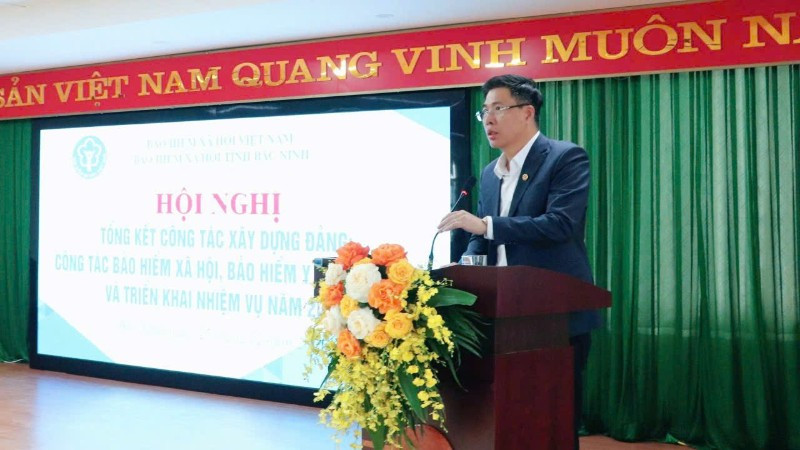 Bí thư Đảng ủy, Giám đốc Bảo hiểm xã hội tỉnh Bắc Ninh Hồ Minh Thế.