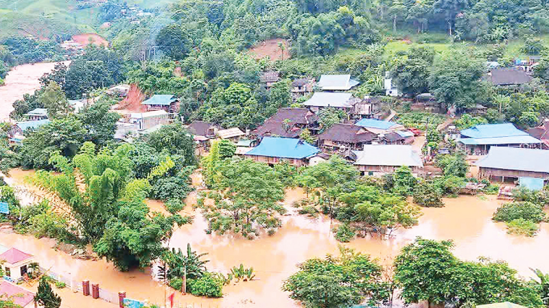 Mưa lũ, sạt lở đất gây nhiều thiệt hại về người, tài sản của người dân các xã trên địa bàn tỉnh Điện Biên. (Ảnh: PHẠM QUANG)
