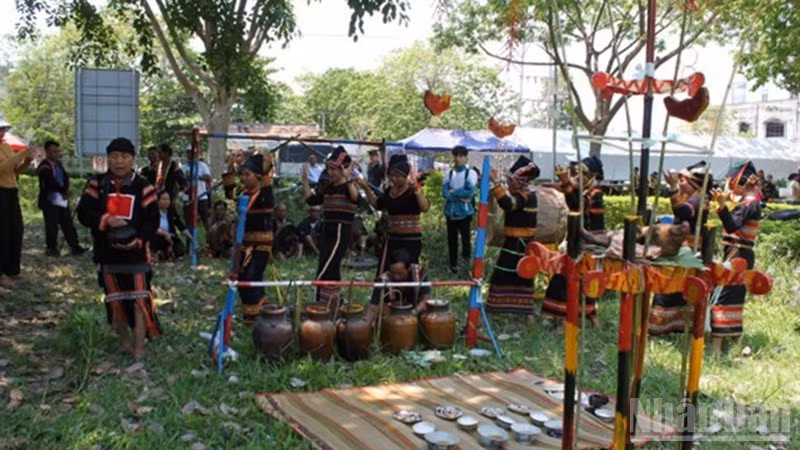 Một nghi lễ văn hóa đặc sắc tại Phú Túc.