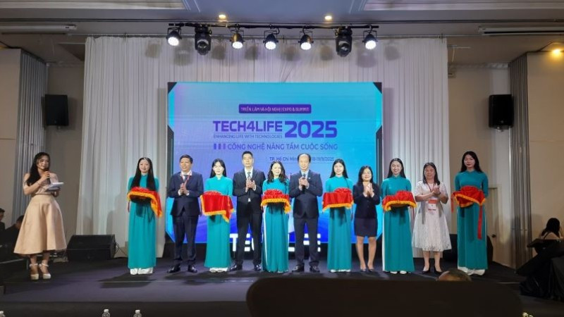 Nghi thức khai mạc Tech4Life 2025.