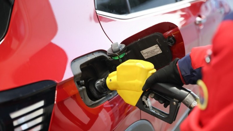 Xung đột tại Trung Đông có thể làm tăng giá dầu toàn cầu. (Ảnh: THX/TTXVN)