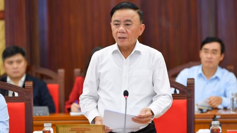 Ủy viên Bộ Chính trị, Thường trực Ban Bí thư Trần Cẩm Tú.