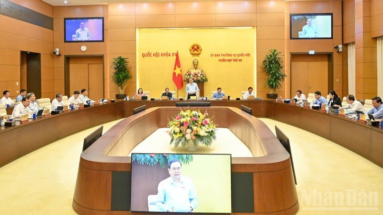 Phiên họp thứ 46 của Ủy ban Thường vụ Quốc hội. (Ảnh: DUY LINH)