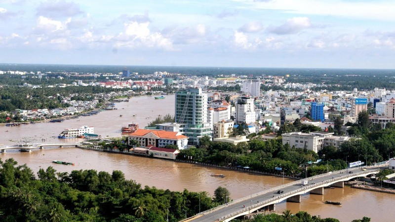 Thành phố Cần Thơ bên dòng sông Hậu. (Ảnh: NGUYỄN ĐĂNG)
