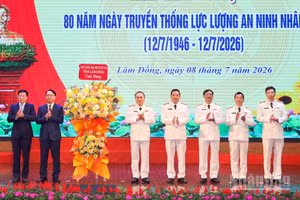 Lãnh đạo tỉnh Lâm Đồng chúc mừng Công an tỉnh nhân kỷ niệm 80 năm Ngày truyền thống lực lượng An ninh nhân dân.