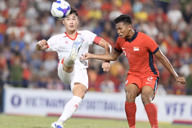 Tiền vệ Nguyễn Văn Trường vắng mặt trong danh sách U22 Việt Nam là một tổn thất lớn. (Ảnh: VFF)