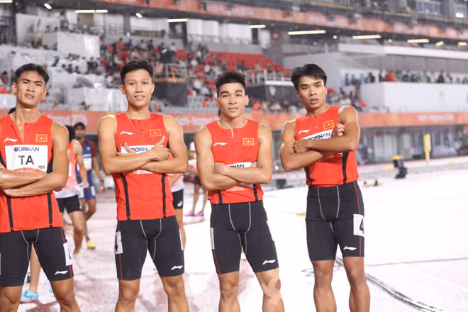 Đội điền kinh tiếp sức 4x400m nam của Việt Nam sẽ thi đấu chung kết tranh huy chương. (Ảnh: Bùi Lượng)