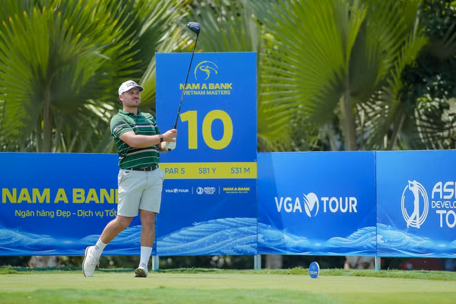 Tay Golf người Pháp Alexis Leray thi đấu thăng hoa. (Ảnh: VGA)