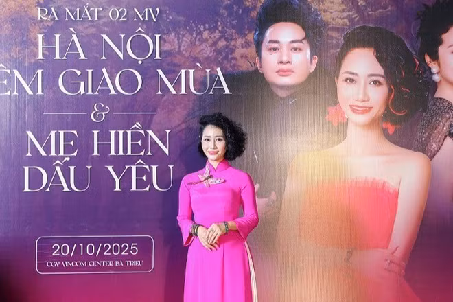 Nhạc sĩ Nhuận Phú gây xúc động với hai MV về mẹ và Hà Nội. (Ảnh: MẠNH NGUYỄN)