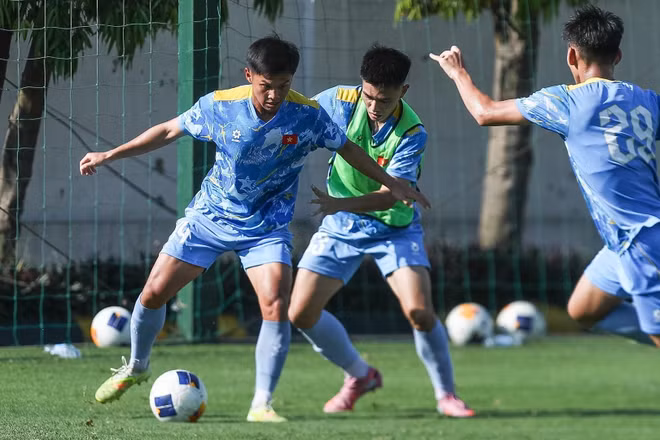 Thành tích vừa qua của các đội tuyển là áp lực nhưng cũng là động lực lớn để U19 Việt Nam phấn đấu. (Ảnh: Minh Quân)