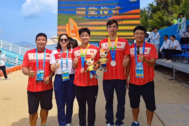 Bơi Việt Nam đã giành được 3 huy chương tại Đại hội. 