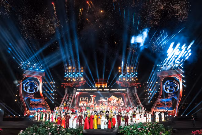 Khai mạc Festival Thăng Long-Hà Nội 2026 mang đến đêm trình diễn nghệ thuật mãn nhãn. (Ảnh: Ban tổ chức cung cấp)
