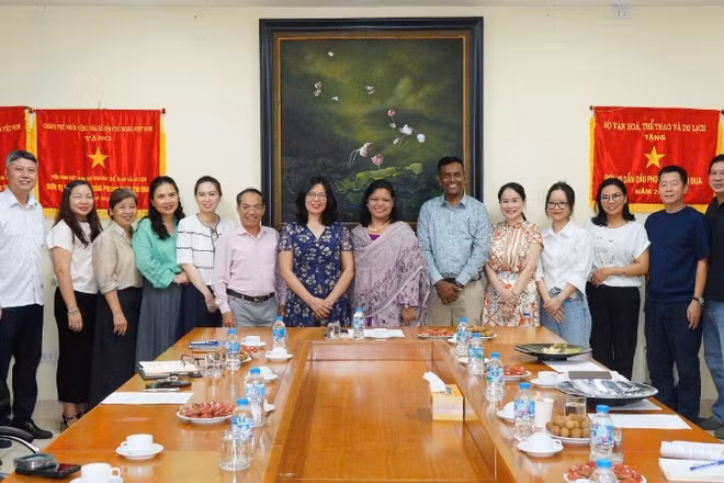 Đoàn Viện Lưu trữ Phim Bangladesh vừa hoàn thành xuất sắc chương trình thực tập, trao đổi kinh nghiệm tại Viện Phim Việt Nam.