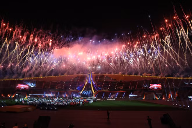 Phần pháo hoa mãn nhãn tại Lễ bế mạc SEA Games 33. 