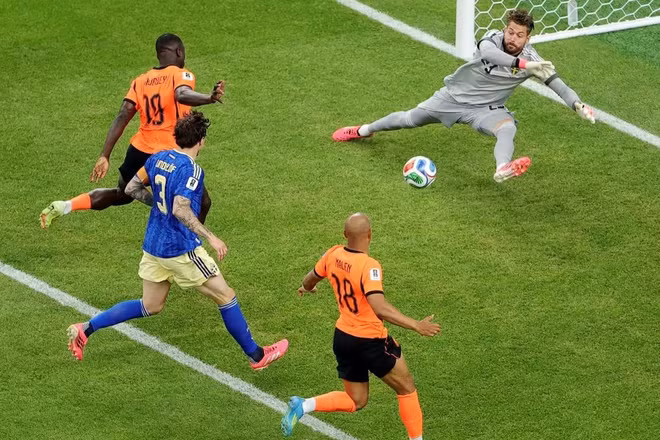 “Cơn lốc màu da cam” liên tục gây sức ép tới khung thành của Thụy Điển. (Ảnh: FIFA)