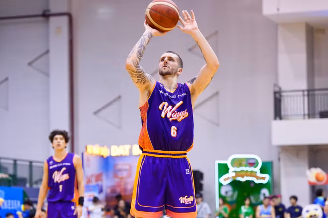 Dakota Zinser thêm một lần tỏa sáng giúp Ho Chi Minh City Wings đoạt chiến thắng. (Ảnh: VBA)
