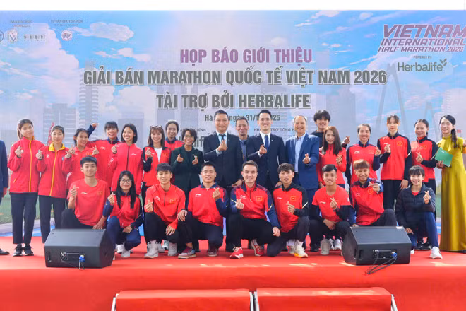 Giải chạy có sự tham dự của nhiều tuyển thủ điền kinh quốc gia. 