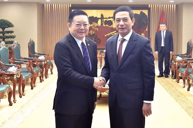 Phó Thủ tướng, Bộ trưởng Bộ Quốc phòng Phan Văn Giang tiếp Tổng Thư ký ASEAN. (Ảnh: VGP)