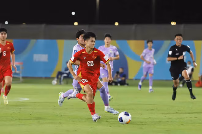 U17 Việt Nam có được bàn thắng mở tỷ số nhưng không thể bảo toàn cách biệt. (Ảnh: VFF)