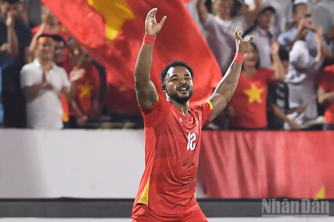 [Ảnh] Xuân Son lập cú đúp, Việt Nam thắng 3-1 Malaysia