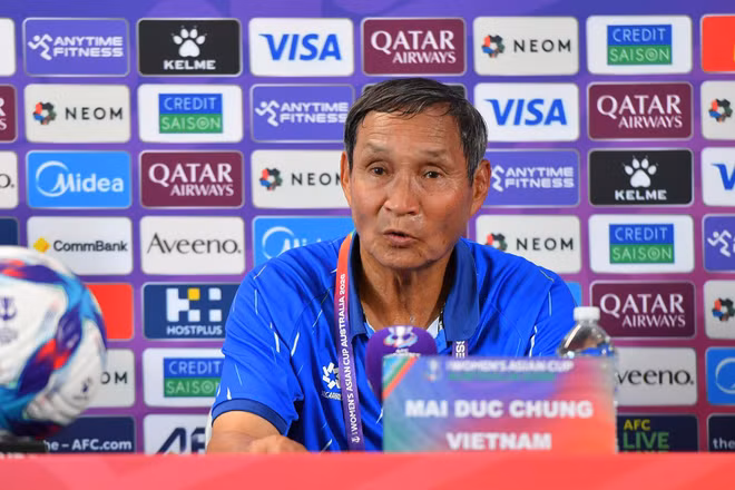 Huấn luyện viên Mai Đức Chung chia sẻ tại buổi họp báo sau trận thua 0-1 trước đội tuyển nữ Đài Loan (Trung Quốc).