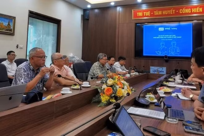 Quang cảnh buổi tọa đàm.