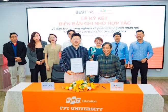 Hình ảnh buổi lễ ký kết.
