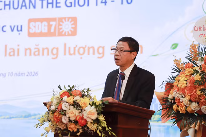 Thứ trưởng Khoa học và Công nghệ Lê Xuân Định phát biểu tại lễ kỷ niệm. (Ảnh: HÀ LINH)