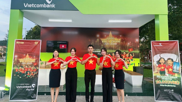 Gian hàng hướng dẫn và phục vụ sự kiện của Vietcombank Yên Bái anh-ty-3-7161.jpg