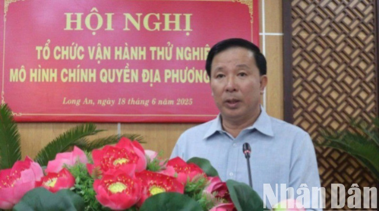 Chủ tịch Ủy ban nhân dân tỉnh Long An Nguyễn Văn Út phát biểu. z6717205248431-87fb202037960d0b133ad9c0510b4f05-7868-4640.jpg