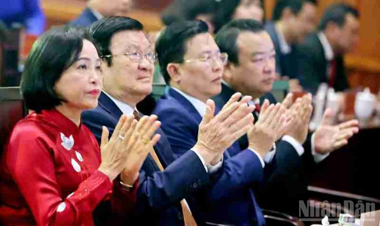 Lãnh đạo, nguyên lãnh đạo Trung ương dự lễ công bố thành lập tỉnh Tây Ninh. ndo_br_z6755602554753-a2537312bd06c4c8918bc3937846e11d.jpg