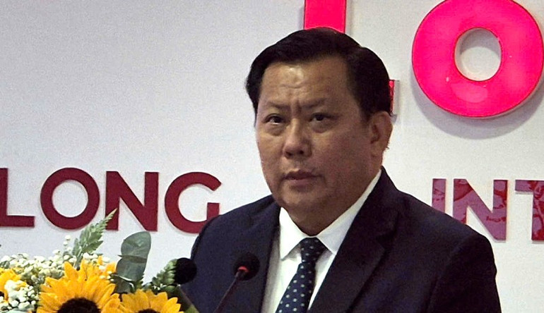 Phó Chủ tịch Ủy ban nhân dân tỉnh Tây Ninh Huỳnh Văn Sơn phát biểu tại lễ ký kết. z6856522327604-d38f674c684ad15ff7b993e597b577bc.jpg