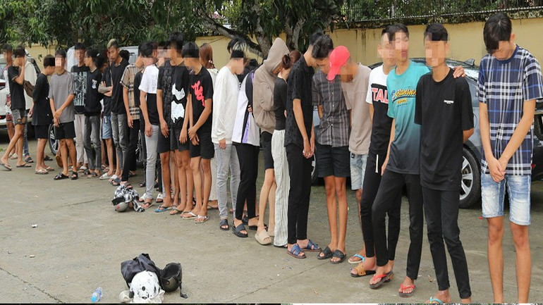Các đối ng tham gia đua xe trái phép a-7440.jpg