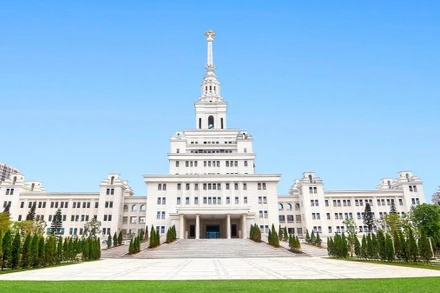 Trường Đại học VinUni sẽ trực tiếp đào tạo AI thực chiến cho các học viên.