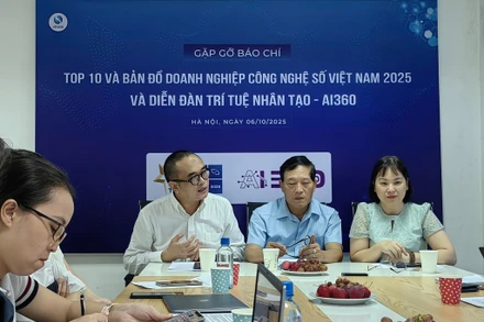 VINASA họp báo công bố lễ vinh danh Top 10 Doanh nghiệp công nghệ số xuất sắc Việt Nam 2025 và Công bố Bản đồ Doanh nghiệp công nghệ số Việt Nam 2025 trong 23 lĩnh vực.