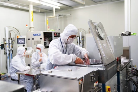 Sinh viên học ngành bán dẫn tại Đài Loan (Trung Quốc).