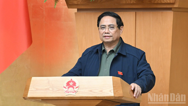 Thủ tướng Chính phủ Phạm Minh Chính phát biểu ý kiến tại cuộc họp. (Ảnh: TRẦN HẢI) ndo_br_b3-5555.jpg
