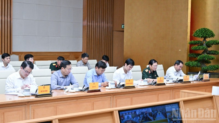 Các đại biểu tham dự phiên họp. (Ảnh: TRẦN HẢI) ndo_br_b2-1911.jpg
