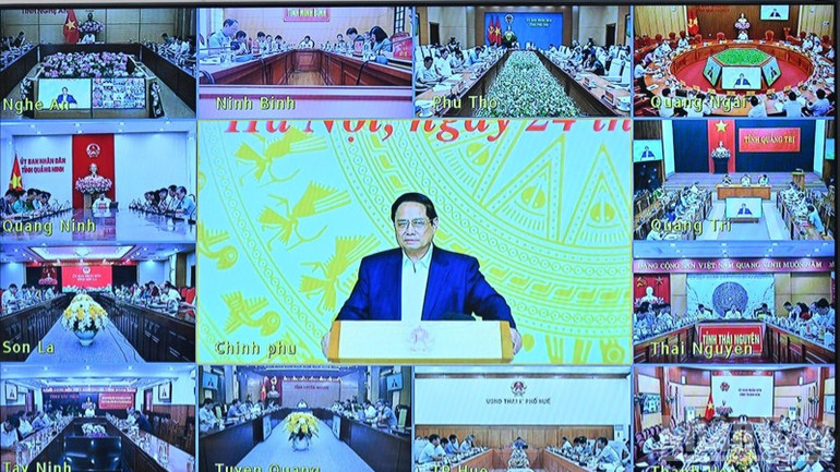 Phiên họp được truyền trực tuyến tới các tỉnh, thành phố trực thuộc Trung ương, các xã, phường, đặc khu trên cả nước. (Ảnh: TRẦN HẢI) ndo_br_b8-6138.jpg