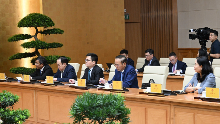 Lãnh đạo một số bộ, ngành Việt Nam tham dự buổi tiếp. (Ảnh: Trần Hải) Lãnh đạo một số bộ, ngành Việt Nam tham dự buổi tiếp. (Ảnh: Trần Hải)