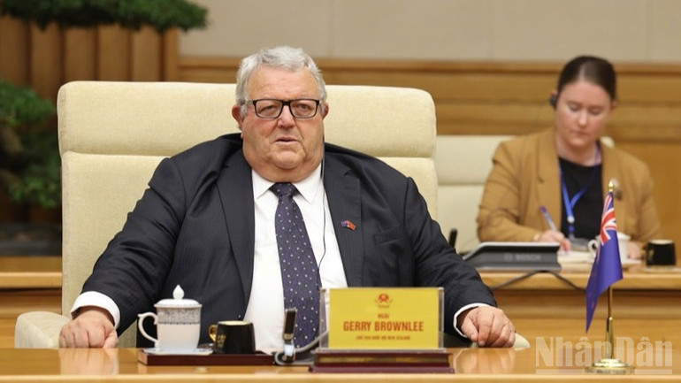 Chủ tịch Quốc hội New Zealand Gerry Brownlee phát biểu ý kiến tại buổi tiếp. (Ảnh: Trần Hải) ndo_br_b5-7776.jpg
