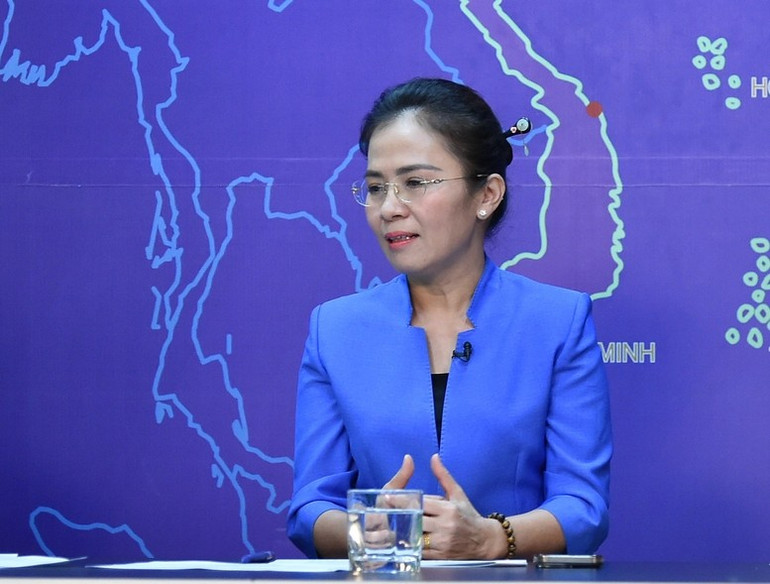 Bà Võ Thị Minh Sinh, Phó Bí thư Tỉnh ủy, Chủ tịch Ủy ban Mặt trận Tổ quốc, Trưởng Đoàn đại biểu Quốc hội, Phó trưởng Ban Chỉ đạo về xóa nhà tạm, dột nát tỉnh Nghệ An, chia sẻ về những kinh nghiệm, cách làm của địa phương. td5.jpg