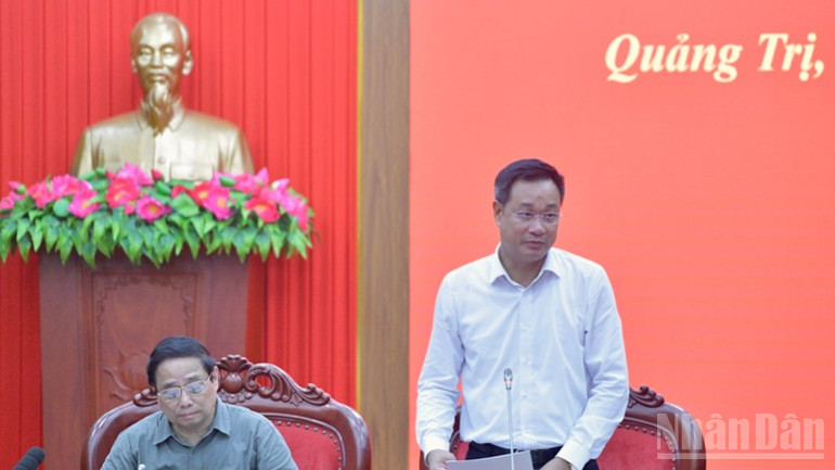 Bí thư Tỉnh ủy Quảng Trị Lê Ngọc Quang phát biểu ý kiến tại cuộc làm việc. (Ảnh: THANH GIANG) ndo_br_c4-9624.jpg